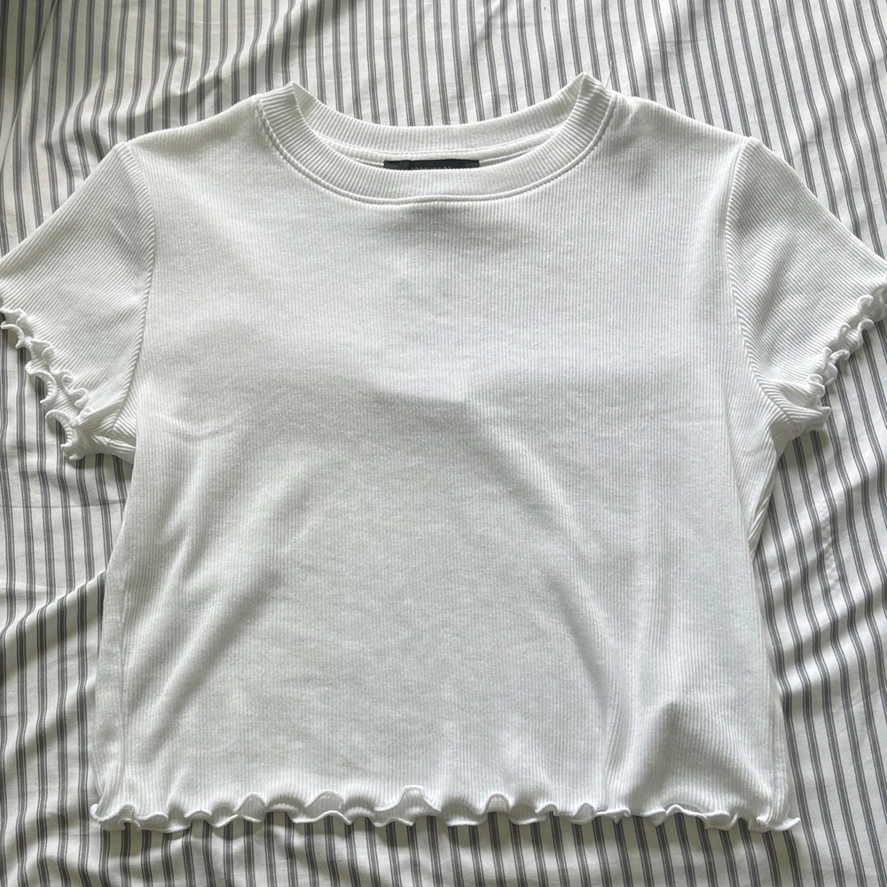 Forever 21 White Ribbed Short Sleeve Tee